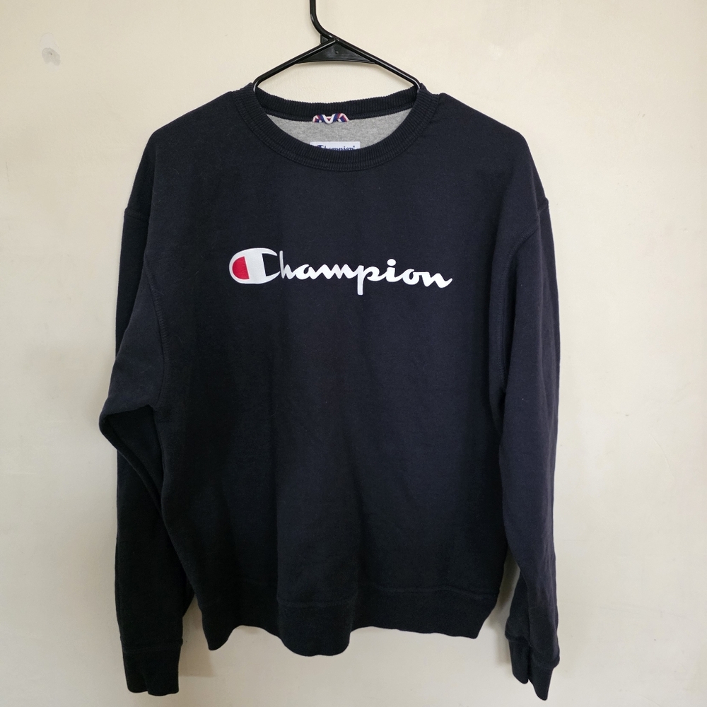 ☆Champion Navy Blue Crewneck Sweater☆